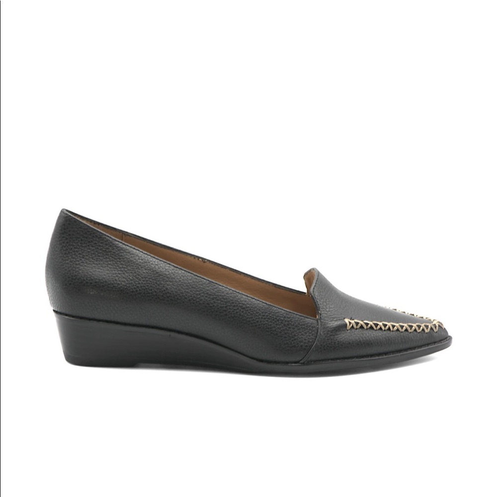 NIB Bettye Muller Concept Chet Leather Loafer 7 - Picture 3 of 14